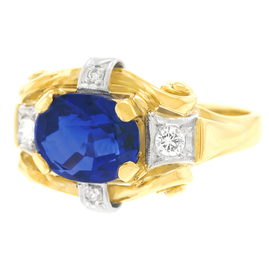 4.01 Carat Sapphire and Diamond Art Deco Ring
