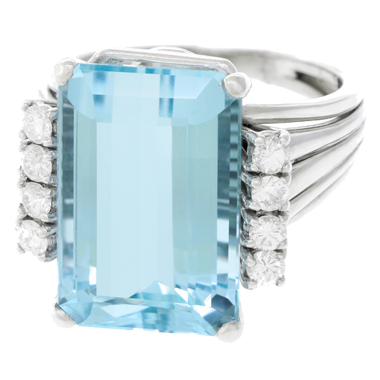 #25465 - Modernist Aquamarine and Diamond-set White Gold Ring