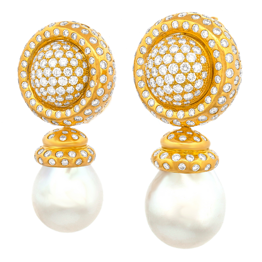 #24930 - Superb Diamond Earrings Elegantly Swiss