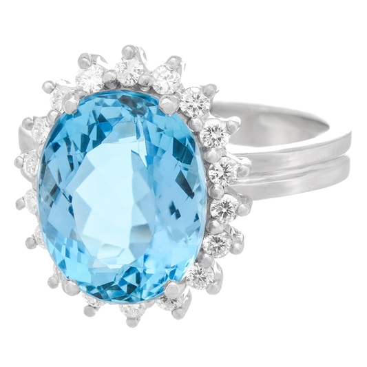 #25147 - Superb Aquamarine and Diamond Ring