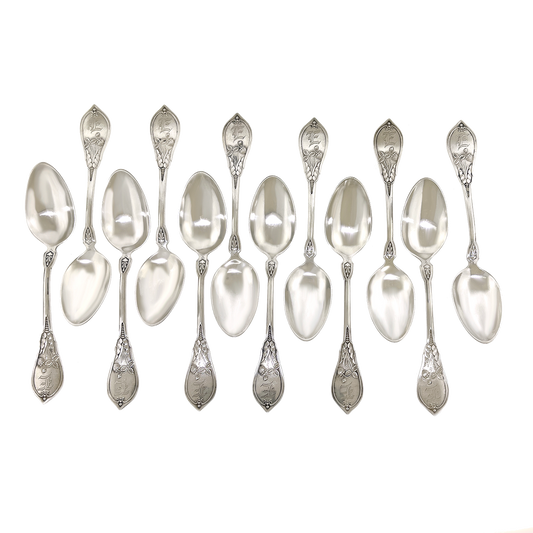 #25804 - 12 Coin Silver Teaspoons Strawberry Pattern