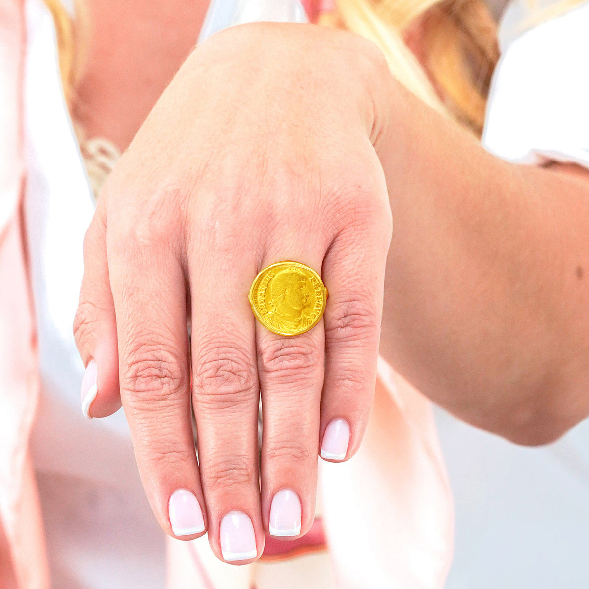 #25775 - 4th Century Roman Gold Coin Ring