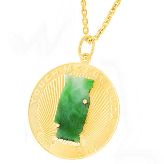 #26550 - Fifties "Touch Me for Luck" Jade and Gold Pendant