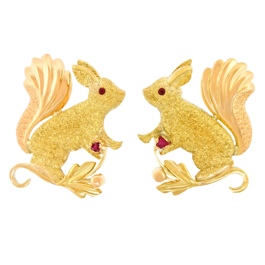 #27463 - Pair of Vintage Fifties 18k Gold Squirrel Brooches