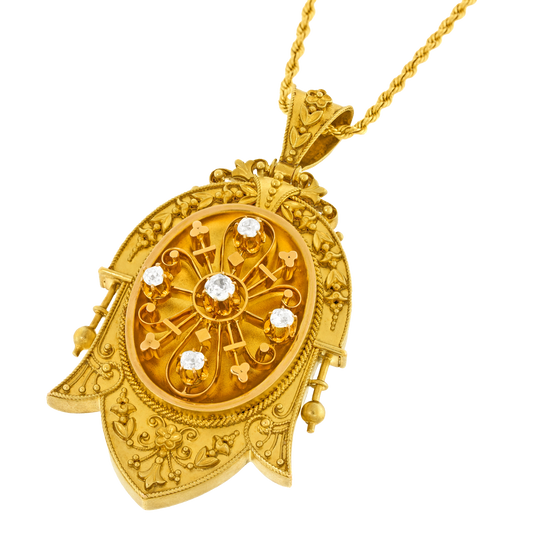 #27912 - Gorgeous Etruscanate Gold Locket