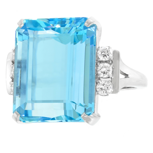 #28265 - Aquamarine and Diamond Ring